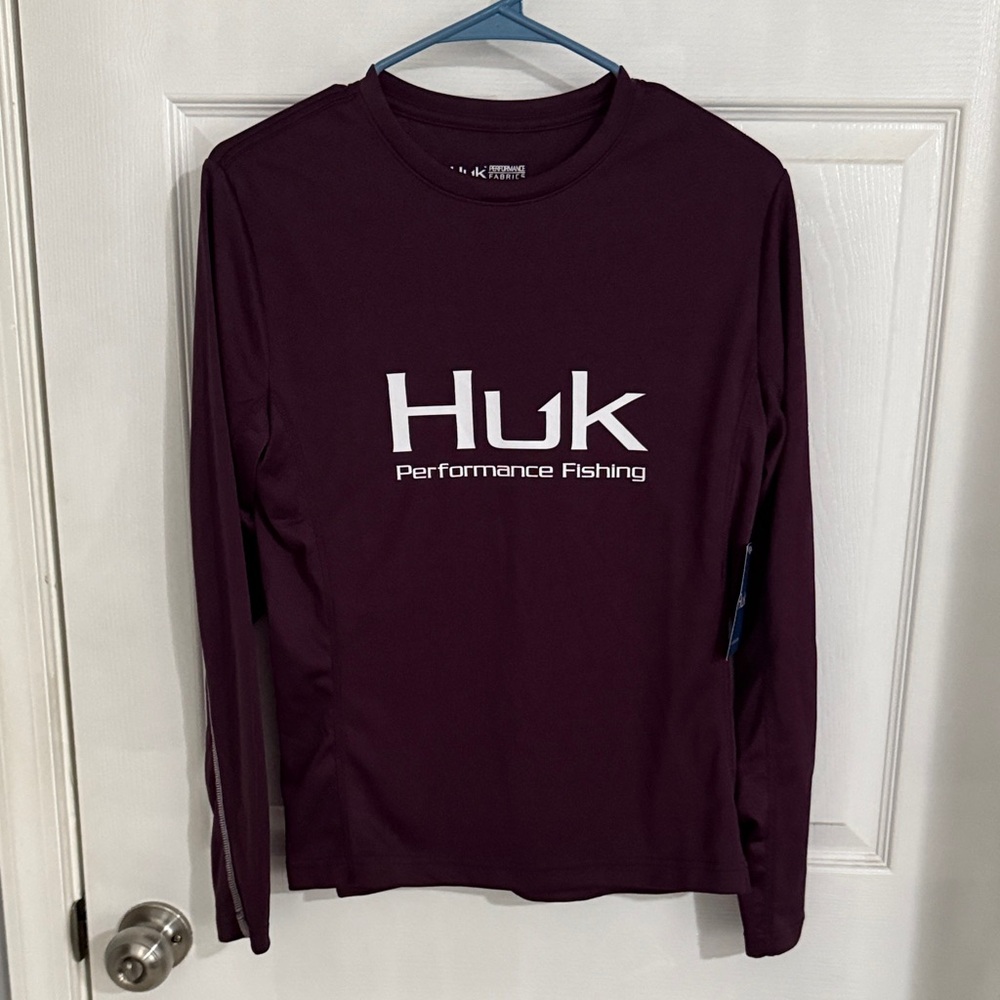 Huk Long-Sleeve Performance Fishing Shirt — Plum/Burgundy